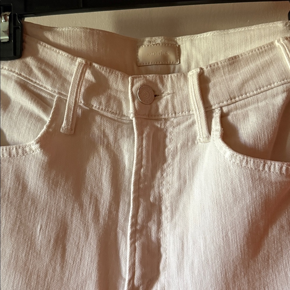 MOTHER  The Hustler Ankle Fray Fairest of Them All White Jeans Women's Sz 25